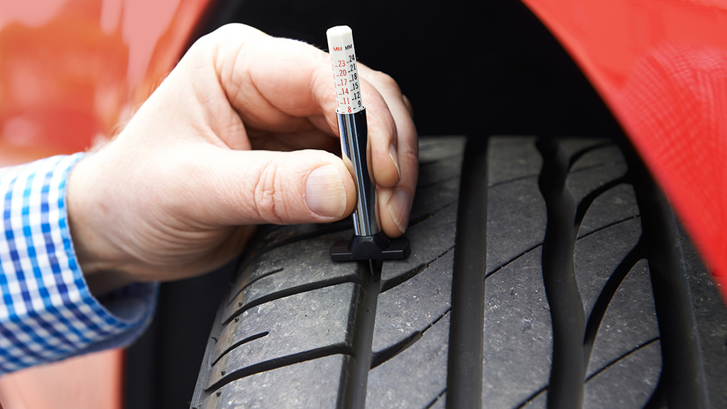 Maintaining your car at home | Tyre tread depth inspection