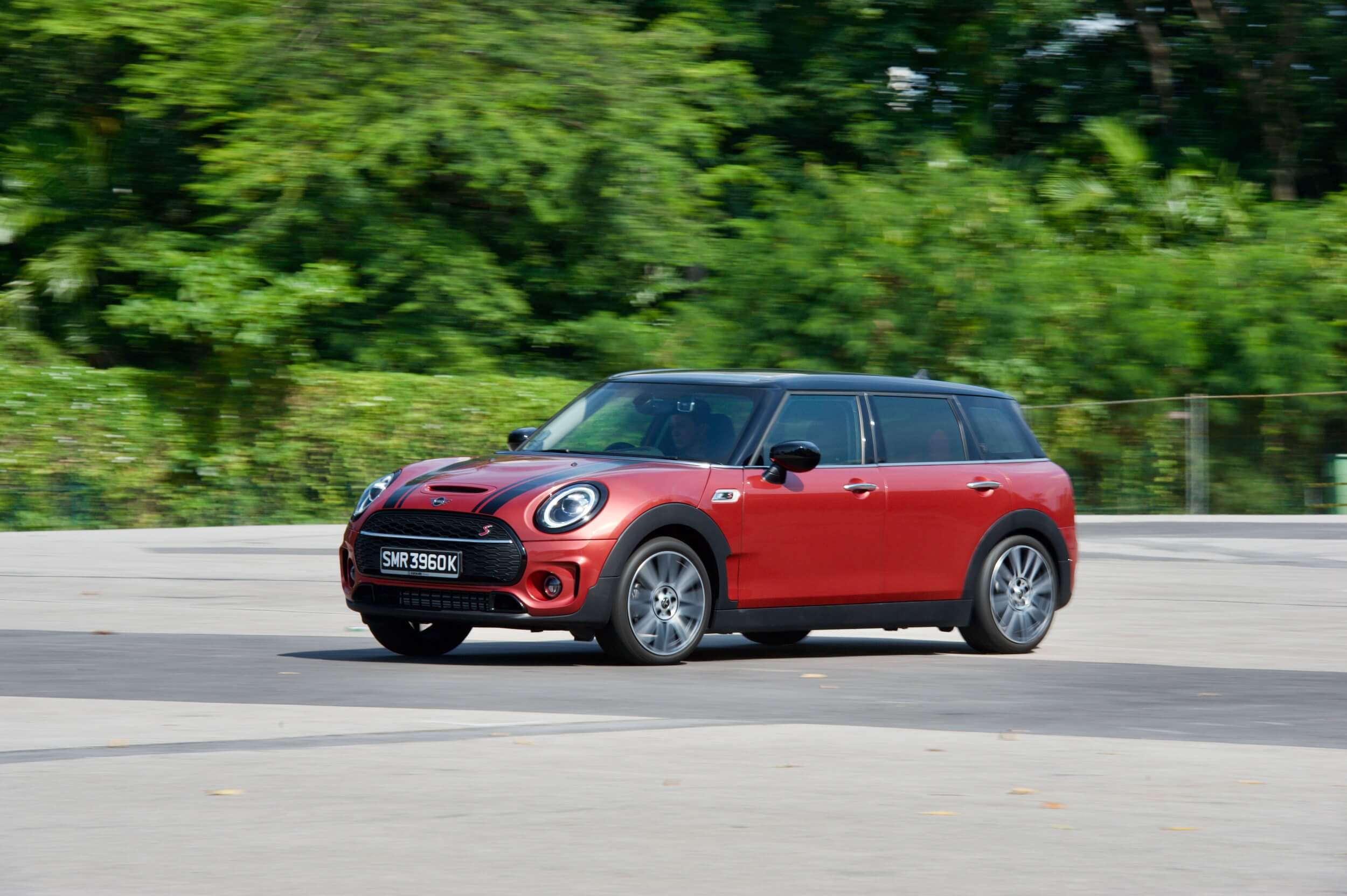 MINI CLUBMAN COOPER S: 2020 version remixed for a better drive