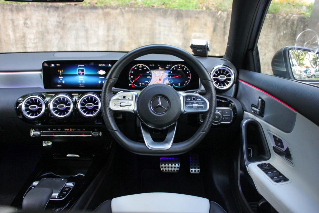 mercedes a200 interior